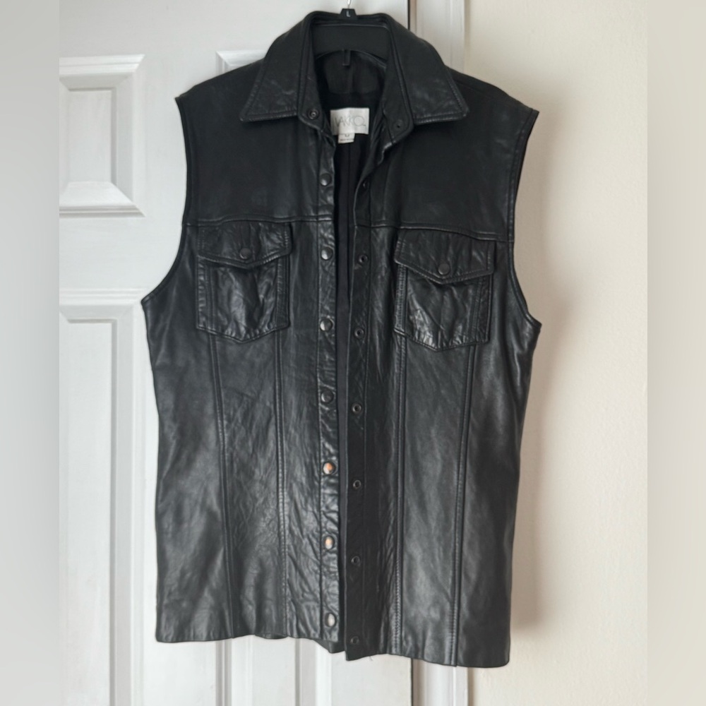 Vakko Black leather vest size M